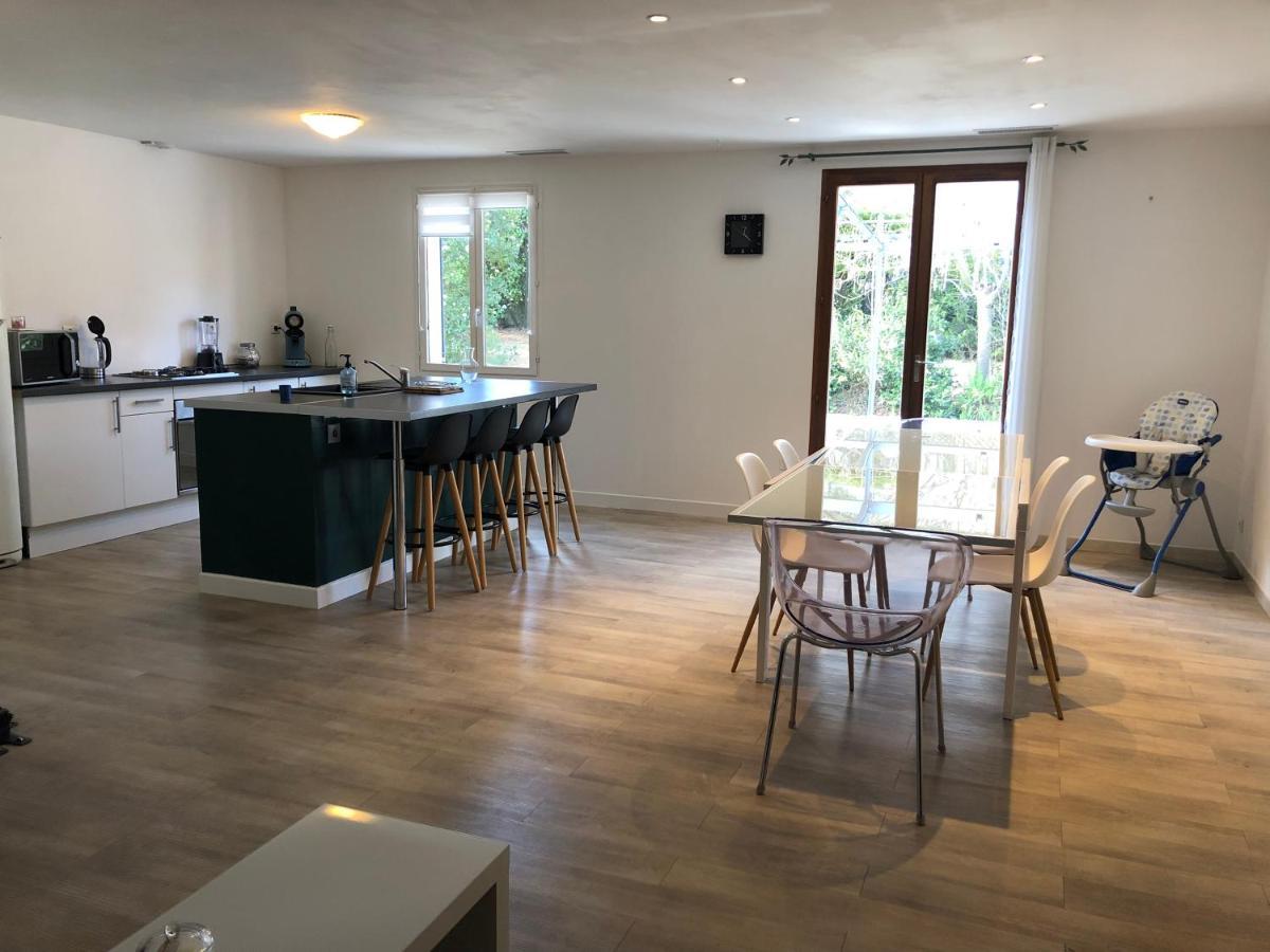 Maison Au Calme Avec Parking En Petite Camargue Beauvoisin  Exteriör bild
