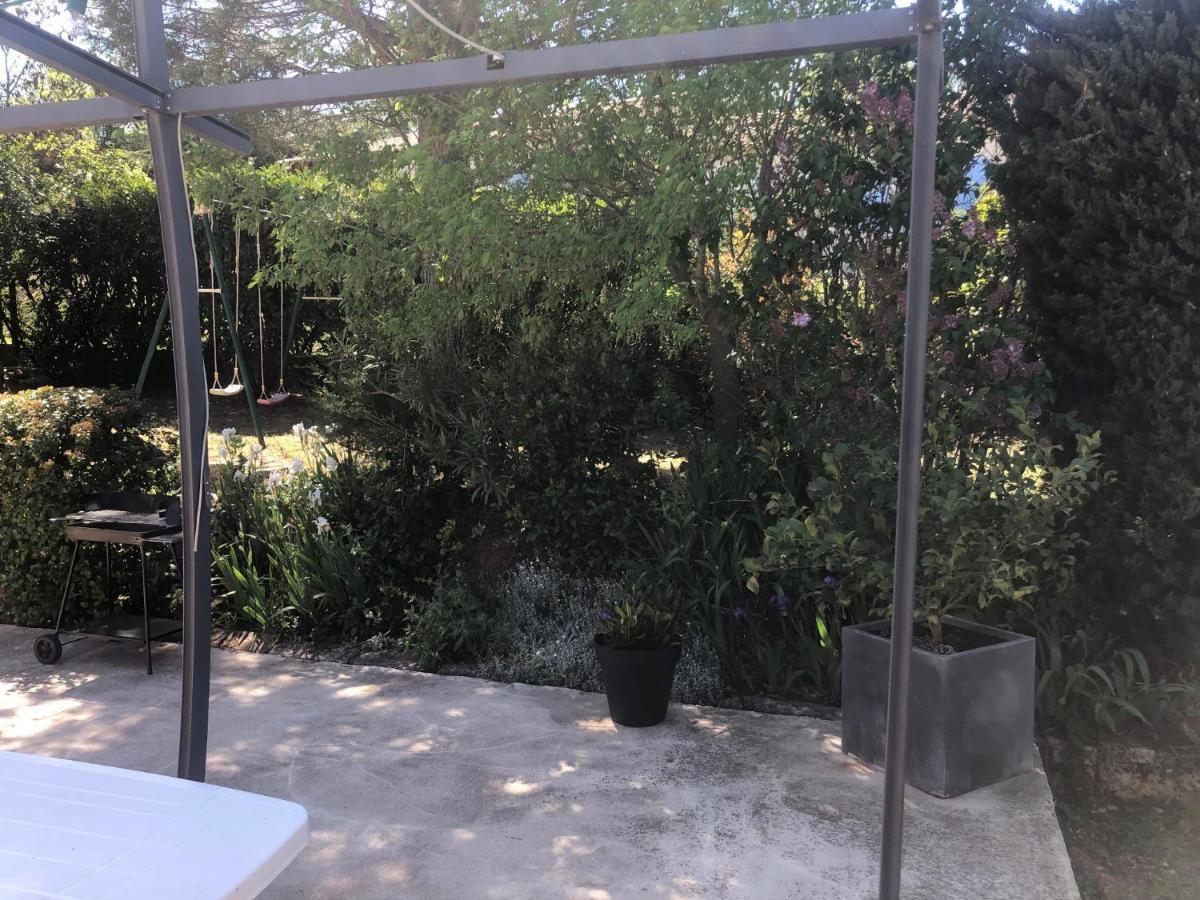 Maison Au Calme Avec Parking En Petite Camargue Beauvoisin  Exteriör bild